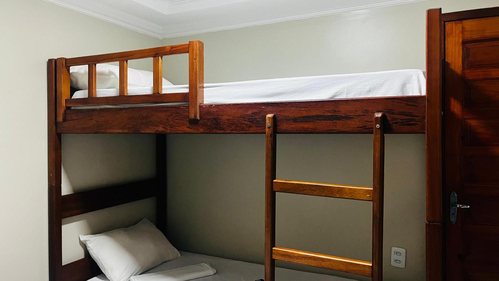 Jeri Vila Mini Hotel Жижока-ди-Жерикуакуара Экстерьер фото